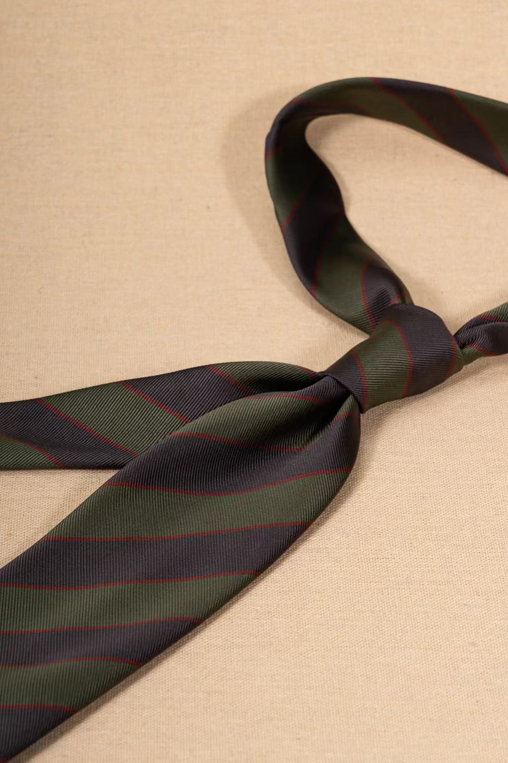 Products: LD-A222 Necktie / Stripes / Business / Wedding / Versatile