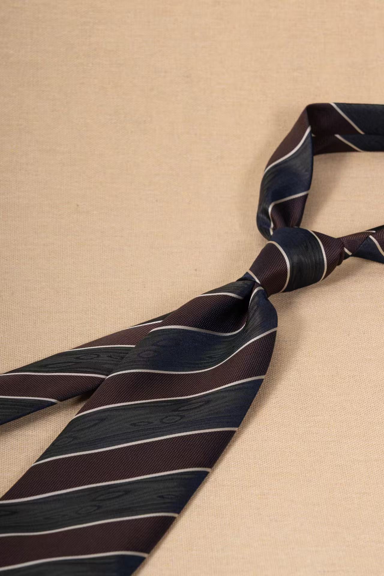 Products: LD-A88 Necktie / Stripes / Business / Wedding / Versatile