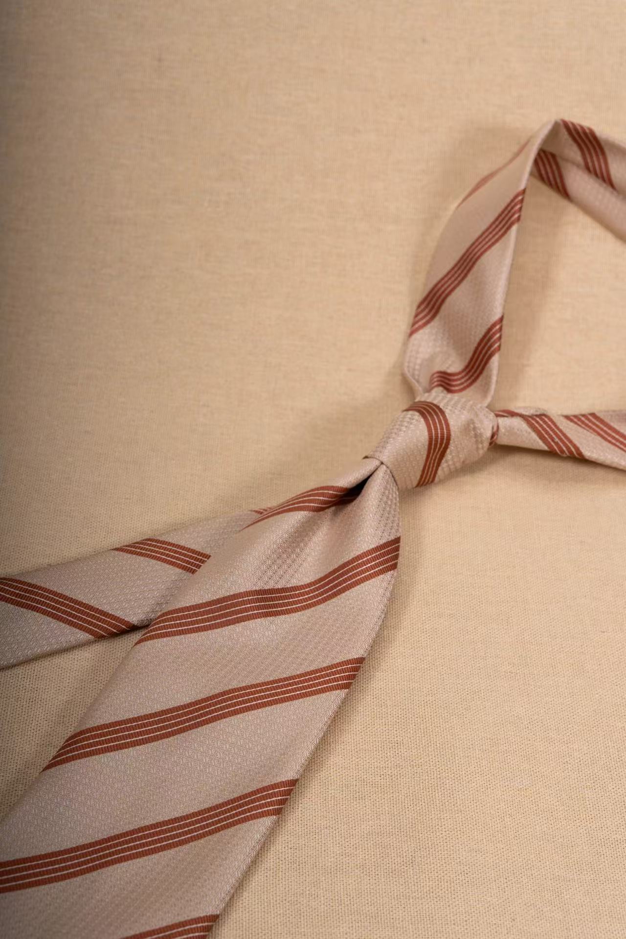Products: LD-A385 Necktie / Stripes / Business / Wedding / Versatile