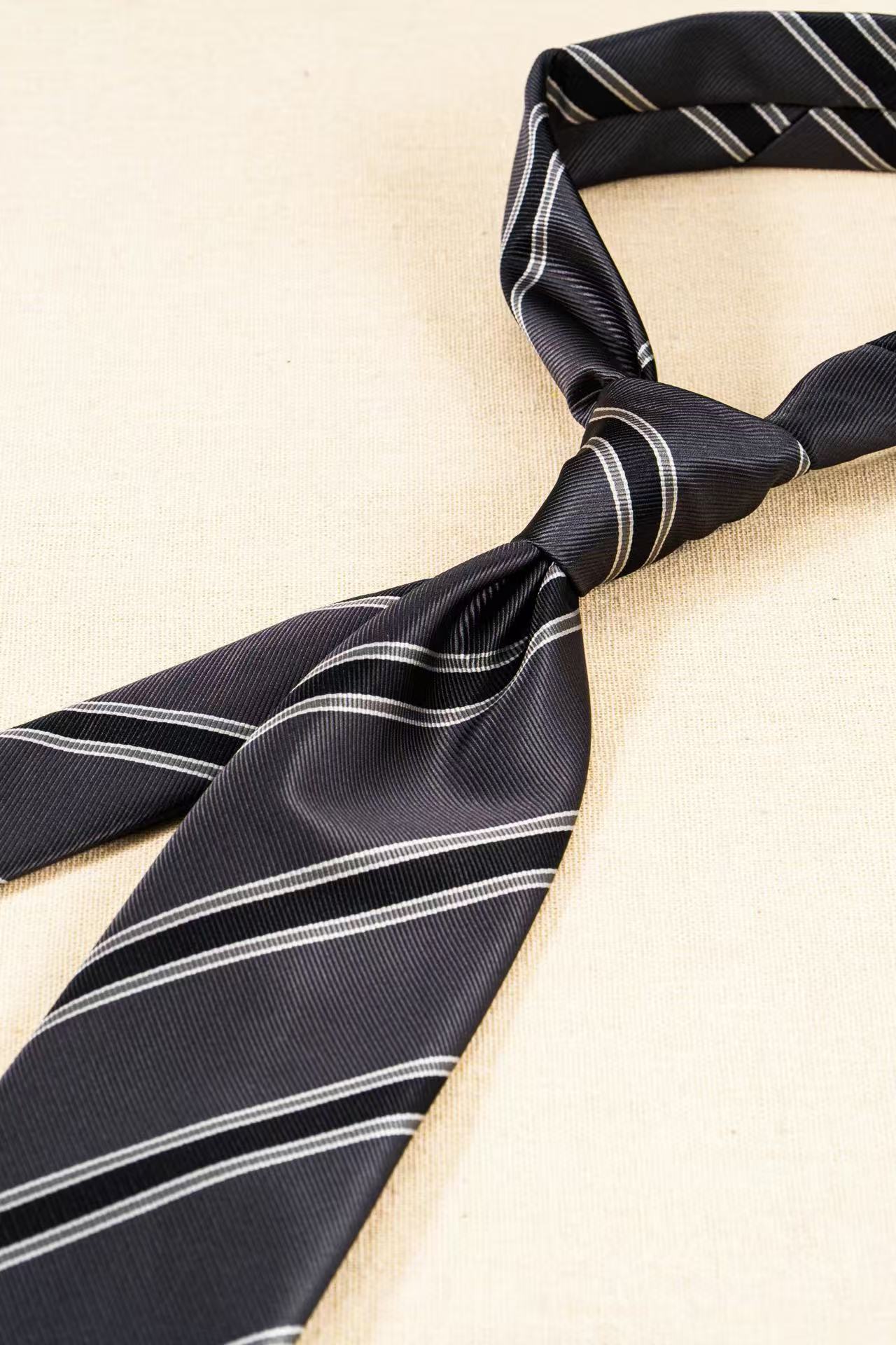 Products: LD-C021 Necktie / Stripes / Business / Wedding / Versatile