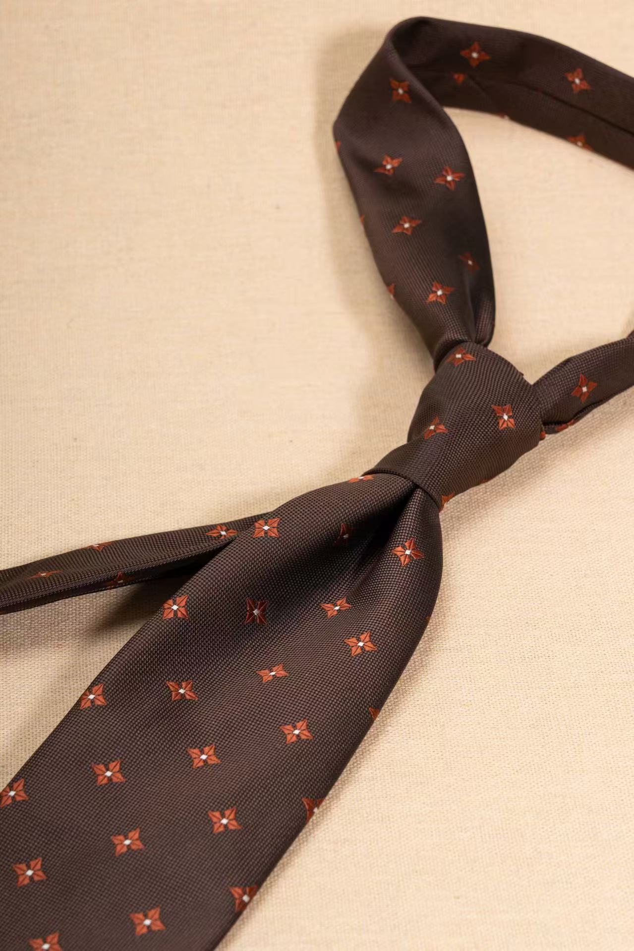 Products: LD-A360 Necktie / Polka dots / Business / Wedding / Versatile