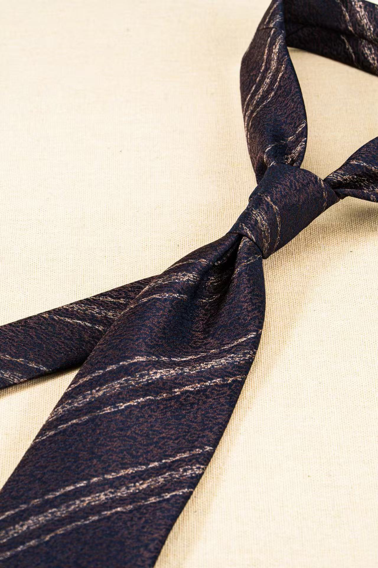 Products: LD-C039 Necktie / Stripes / Business / Wedding / Versatile