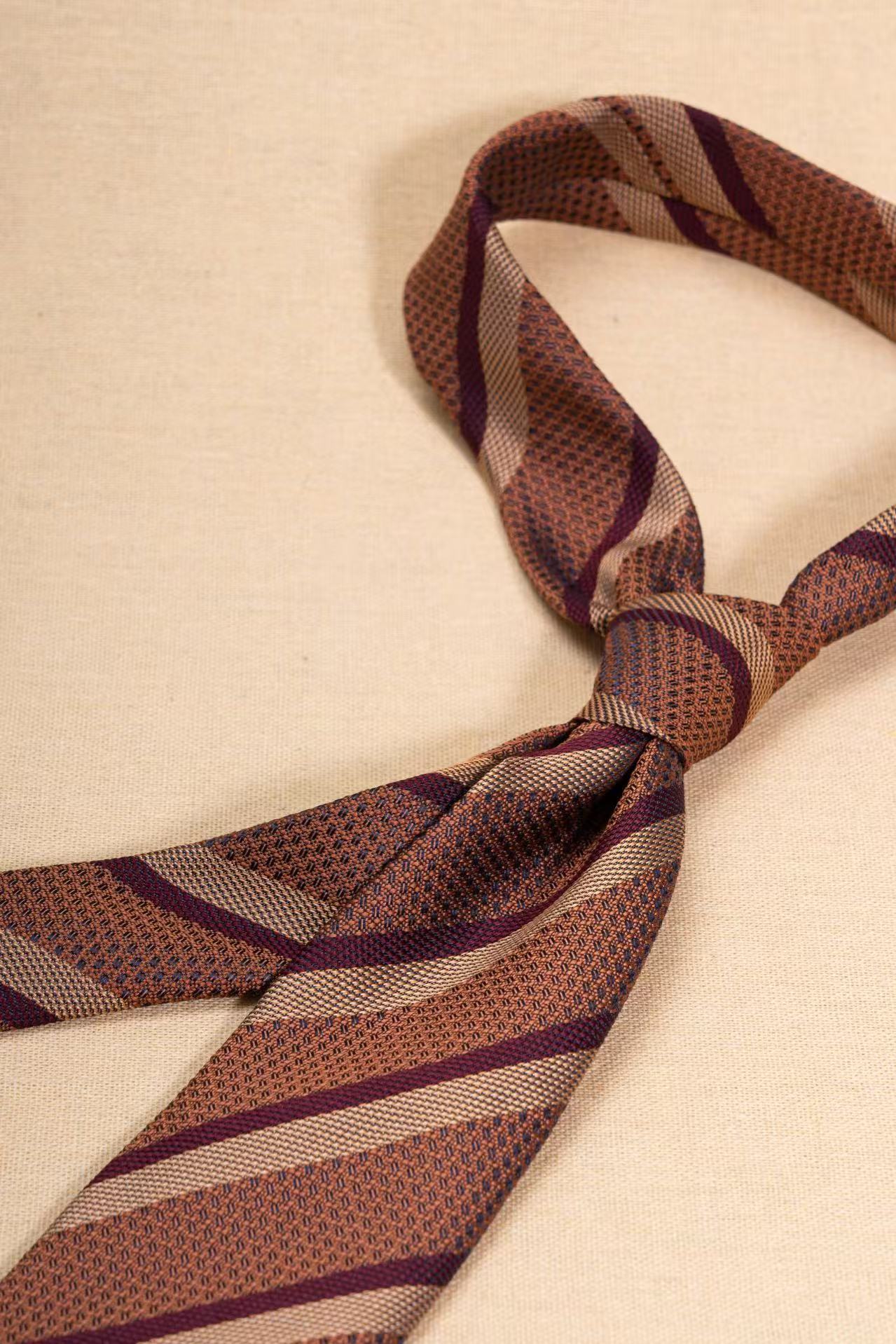 Products: LD-A319 Necktie / Stripes / Business / Wedding / Versatile
