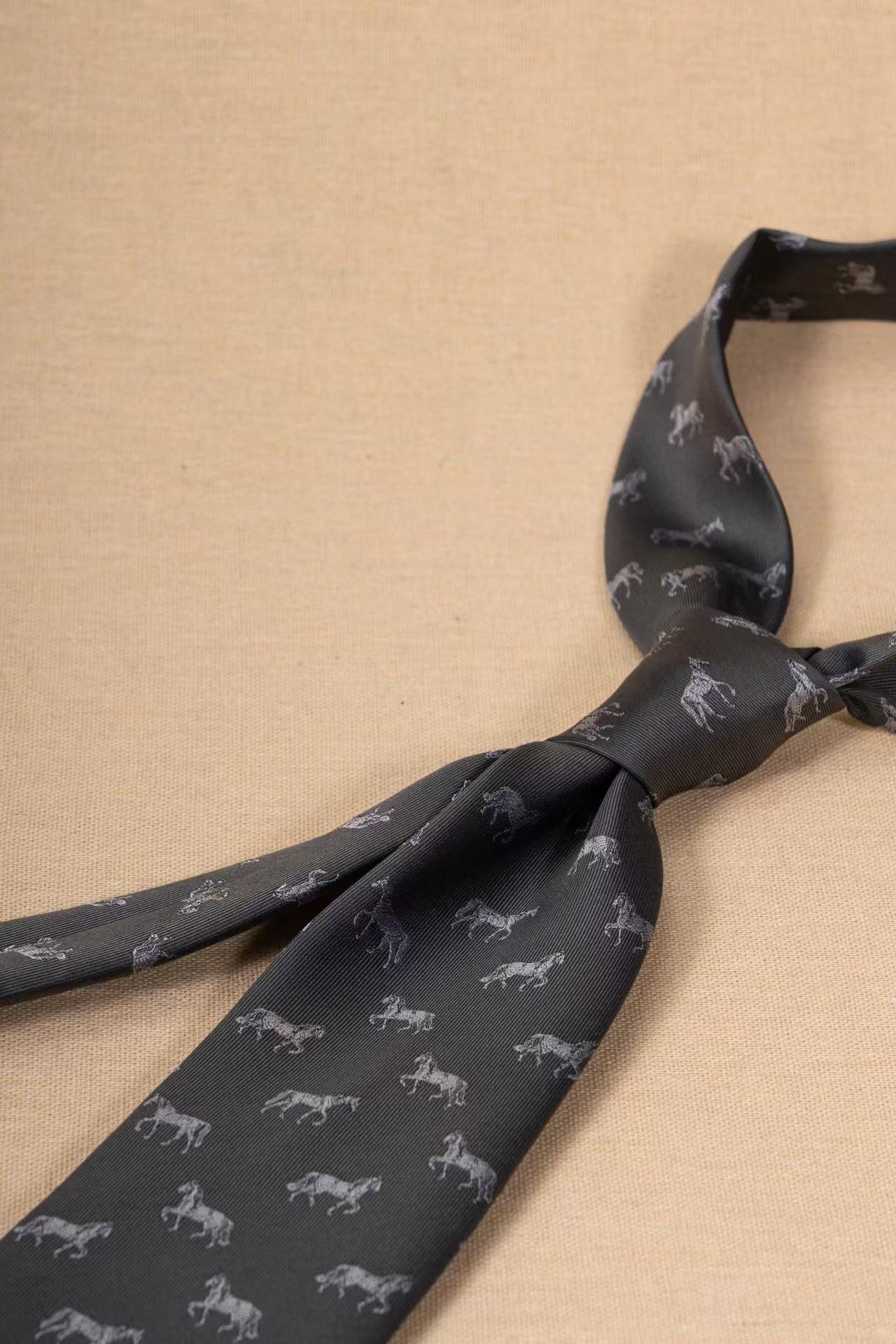 Products: LD-A102 Necktie / Animals / Business / Wedding / Versatile