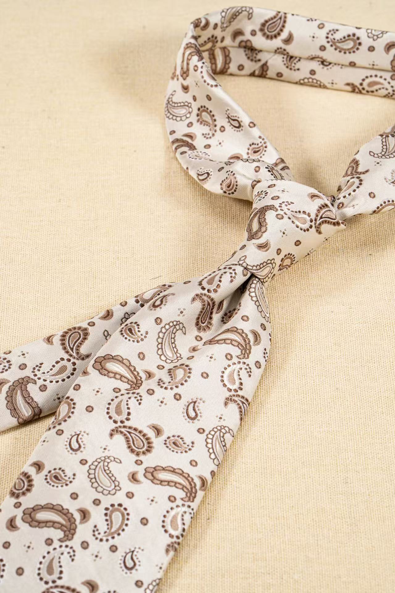 Products: LD-C096 Necktie / Pattern / Business / Wedding / Versatile