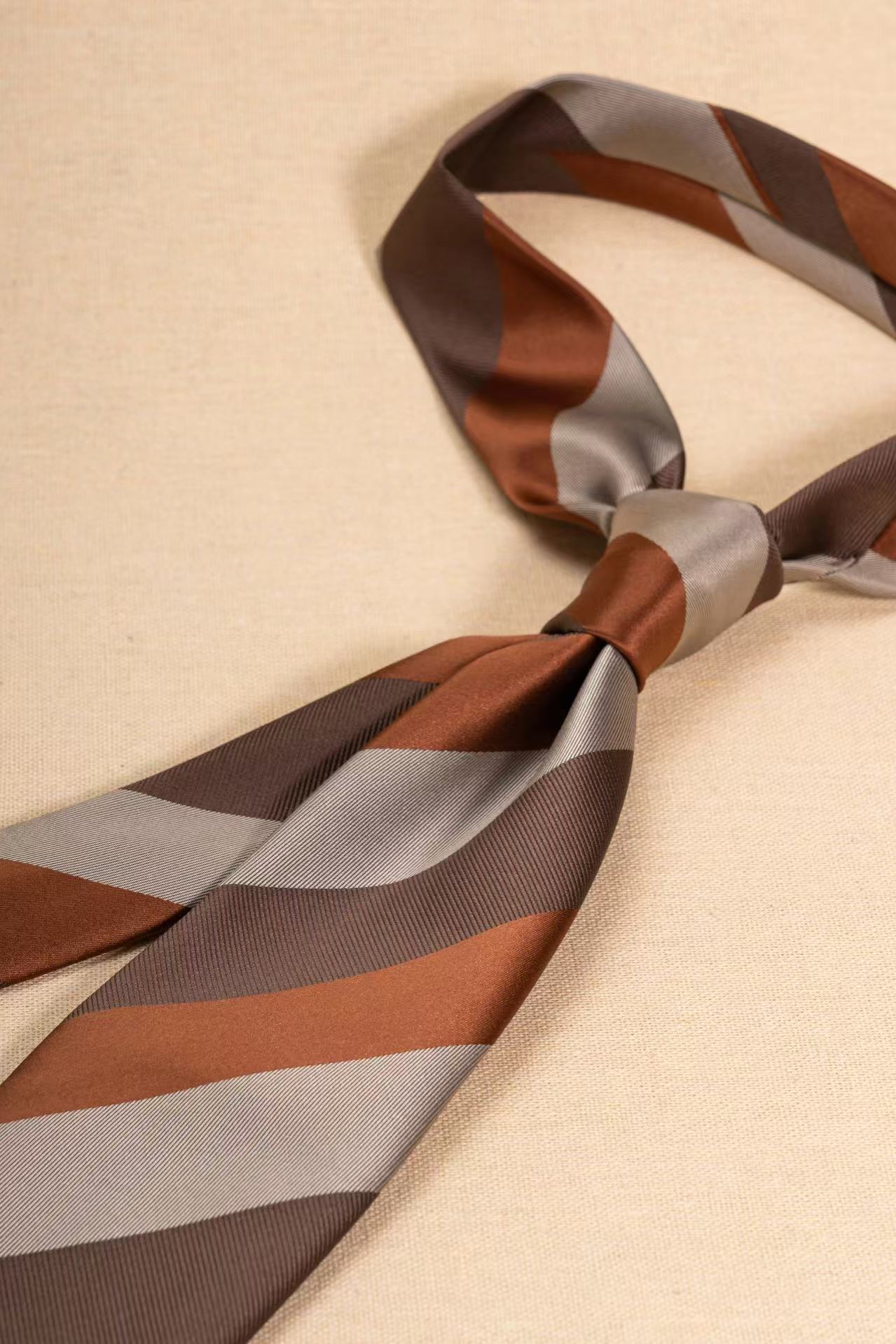 Products: LD-A335 Necktie / Stripes / Business / Wedding / Versatile