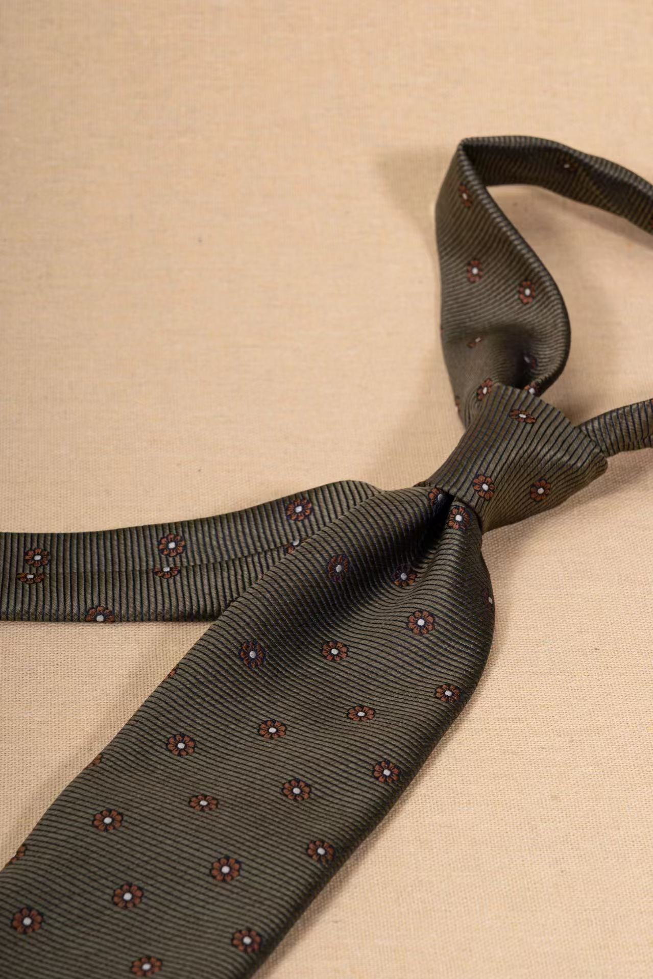 Products: LD-A178 Necktie / Polka dots / Business / Wedding / Versatile