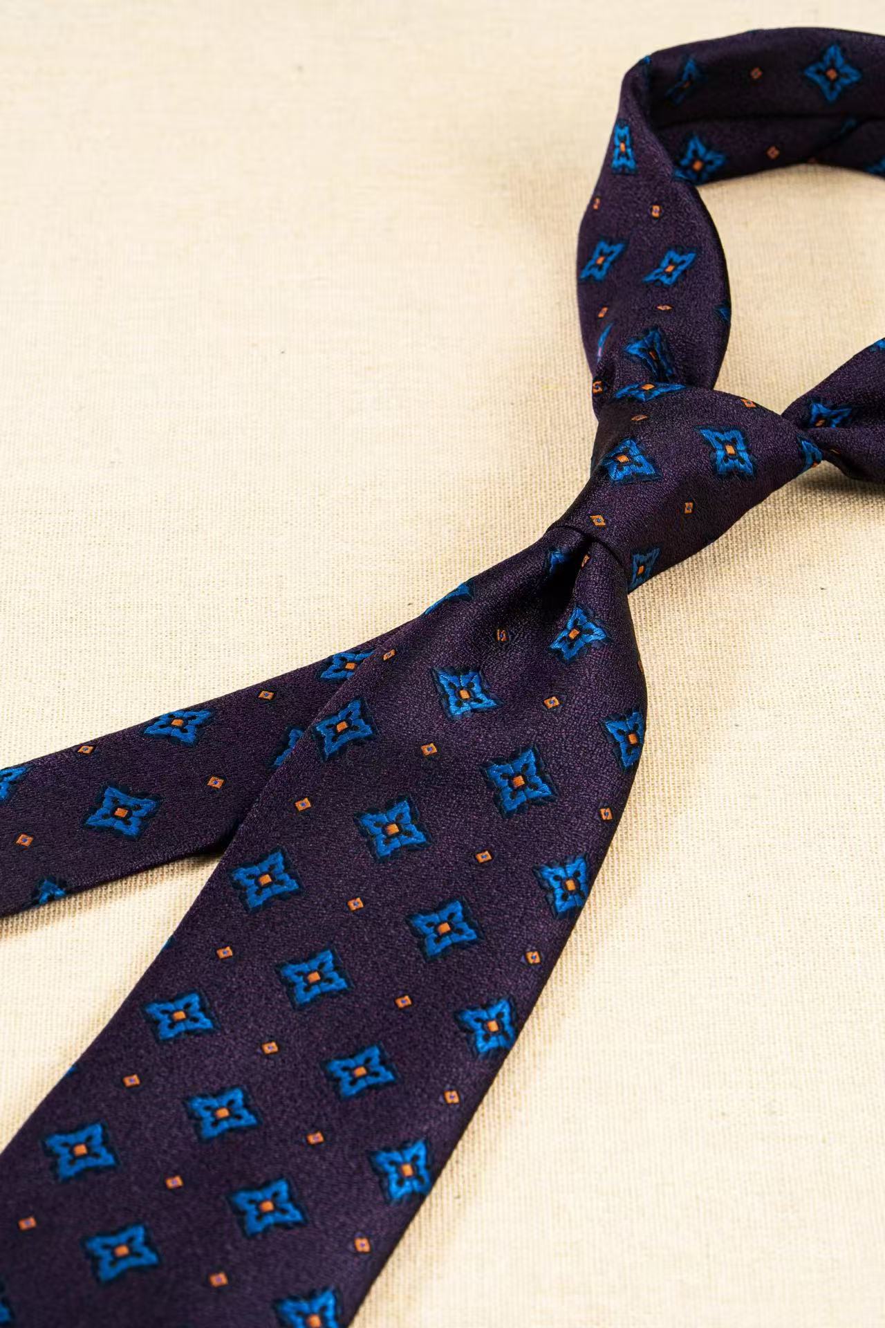 Products: LD-C007 Necktie / Polka dots / Business / Wedding / Versatile