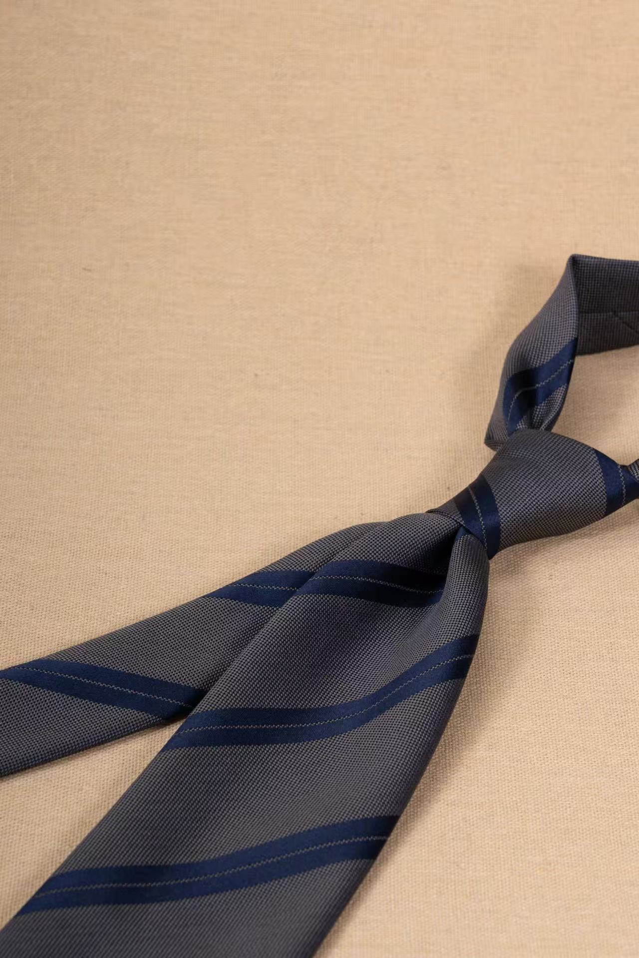 Products: LD-A98 Necktie / Stripes / Business / Wedding / Versatile