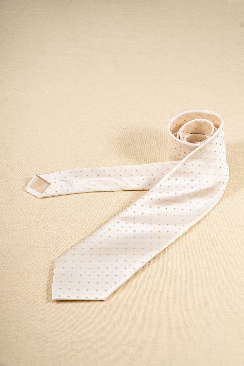 Products: LD-C088 Necktie / Polka dots / Business / Wedding / Versatile