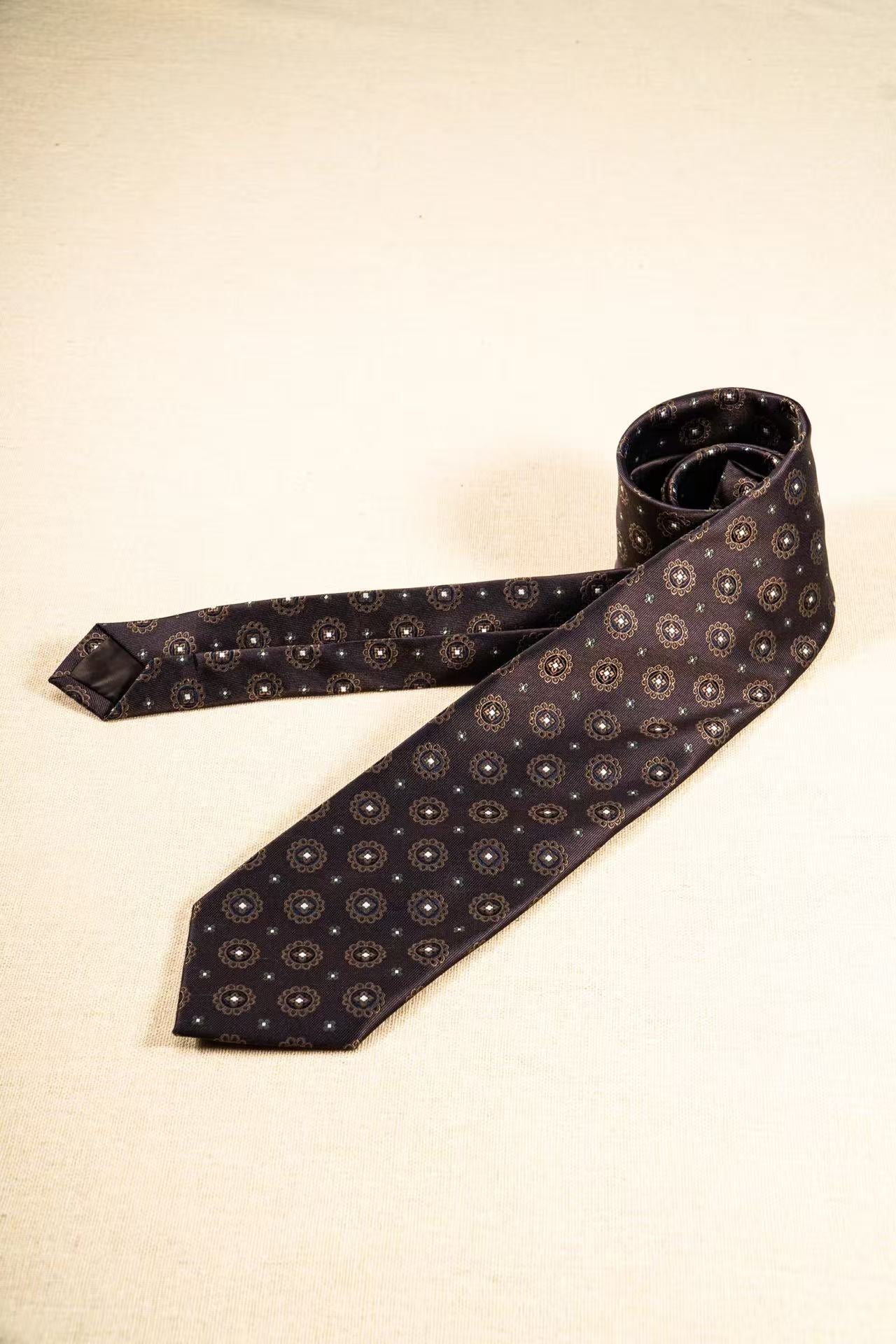 Products: LD-C009 Necktie / Polka dots / Business / Wedding / Versatile