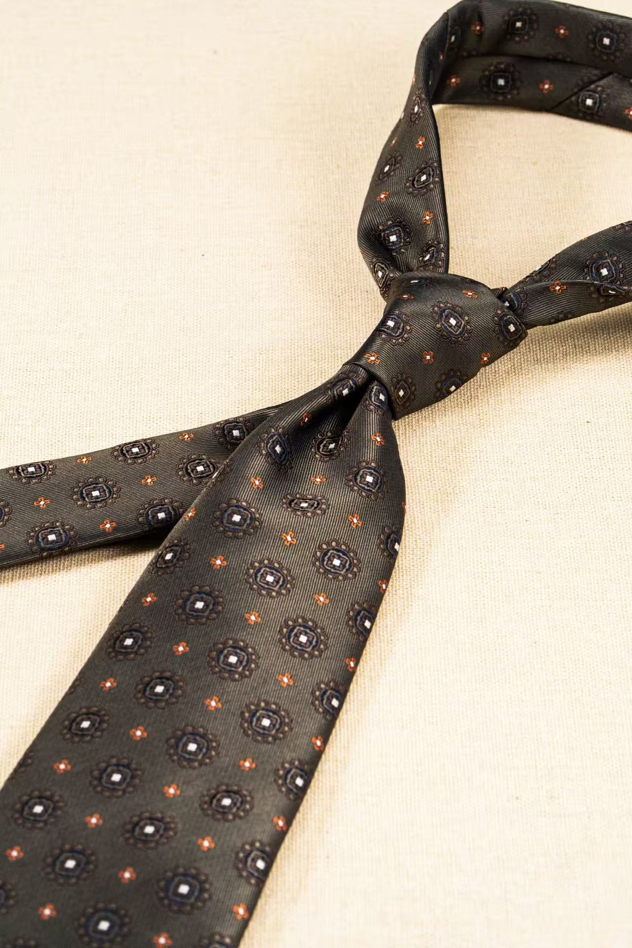 Products: LD-C026 Necktie / Polka dots / Business / Wedding / Versatile