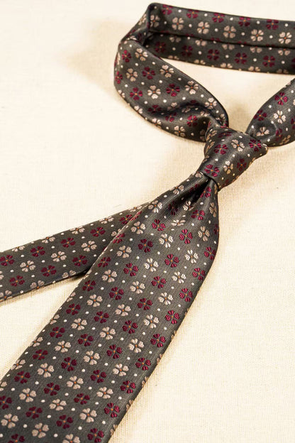 Products: LD-C099 Necktie / Polka dots / Business / Wedding / Versatile
