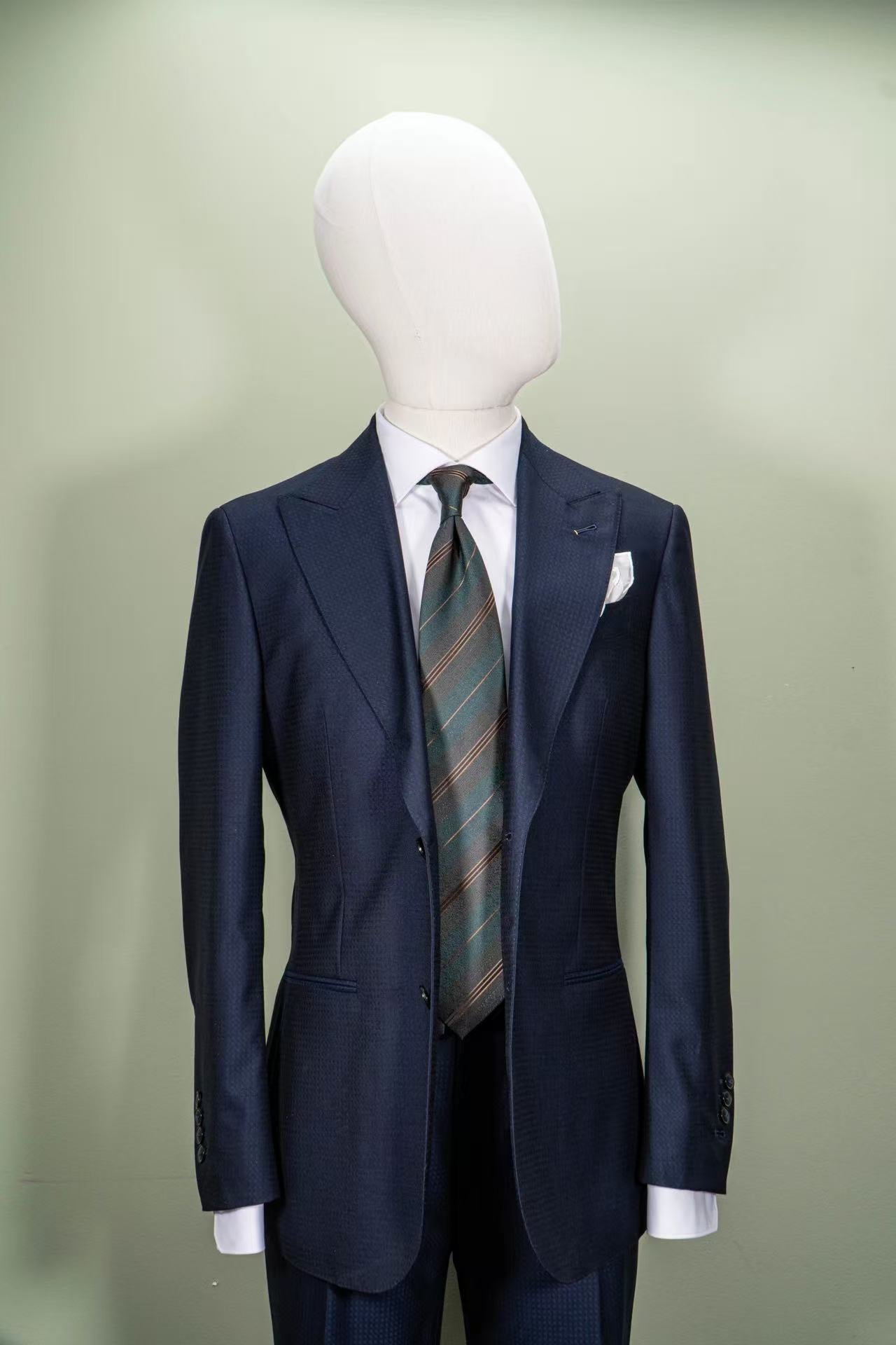 Products: LD-C037 Necktie / Stripes / Business / Wedding / Versatile