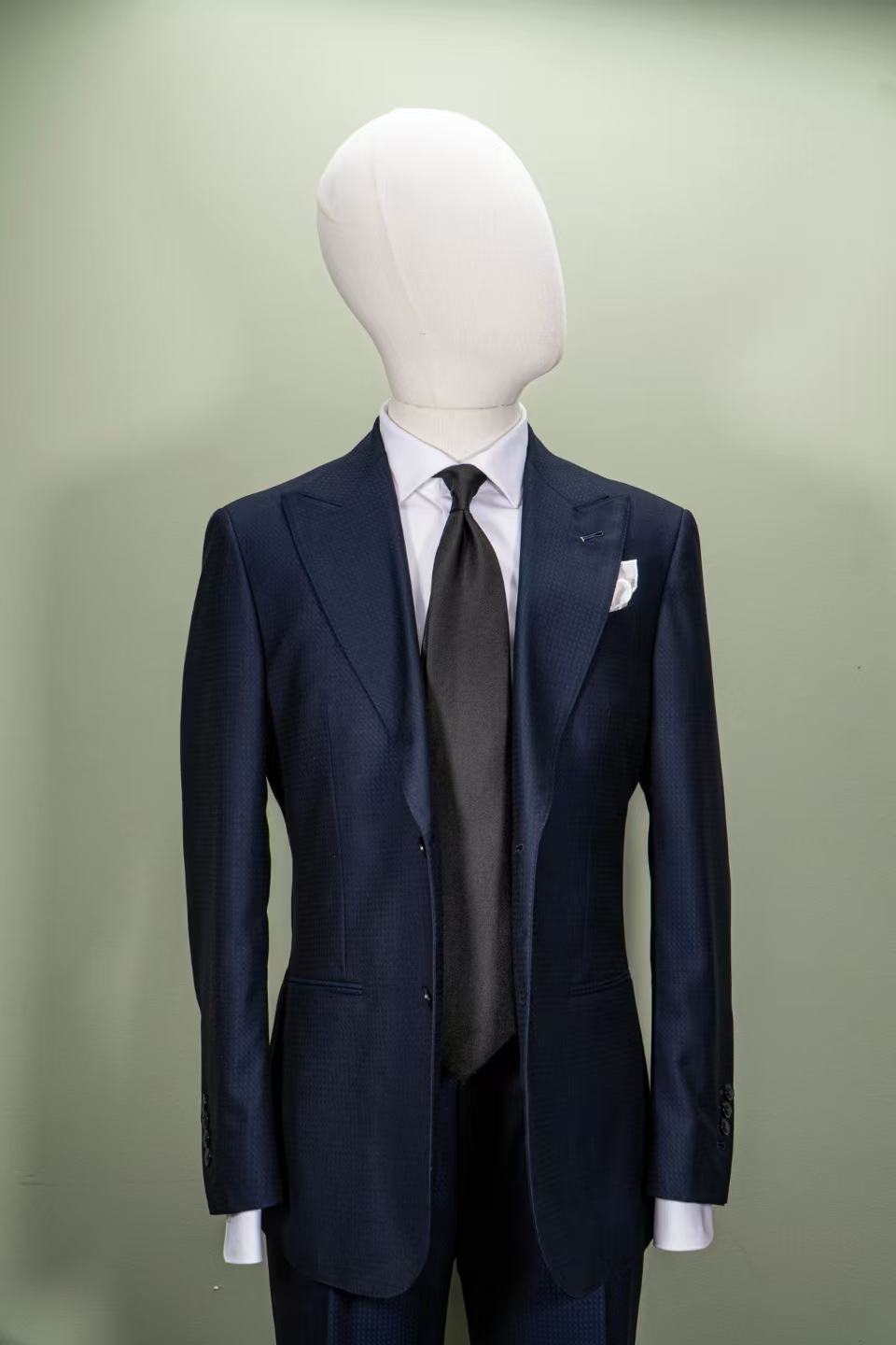 Products: LD-C105  Necktie/ Solid Color / Business / Wedding / Versatile