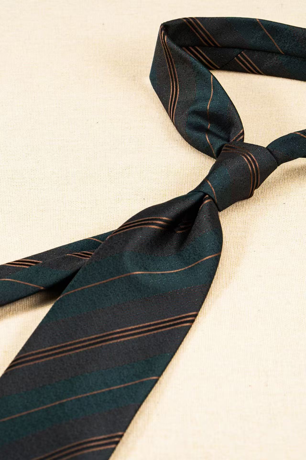 Products: LD-C037 Necktie / Stripes / Business / Wedding / Versatile