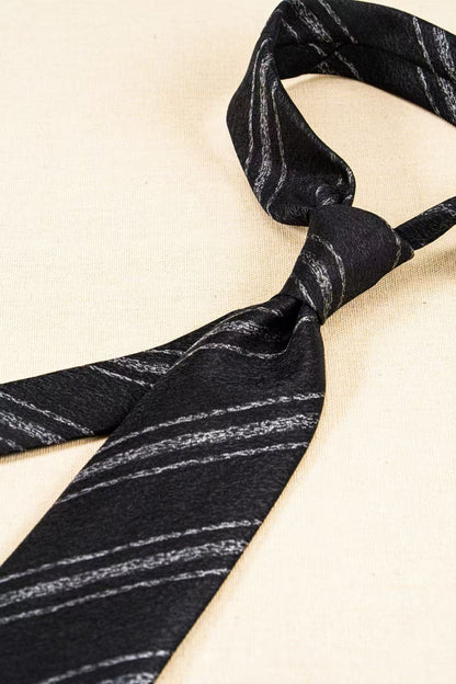 Products: LD-C041 Necktie / Stripes / Business / Wedding / Versatile