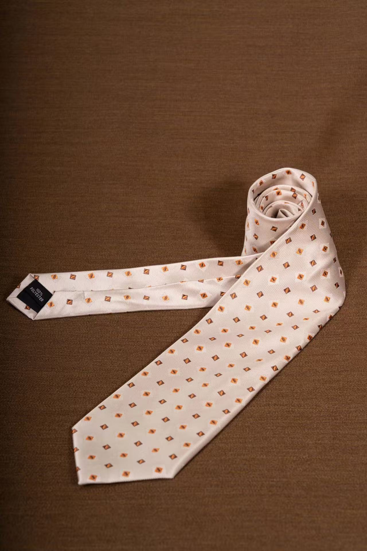 Products: LD-A251 Necktie / Polka dots / Business / Wedding / Versatile
