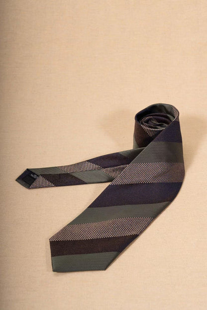 Products: LD-A223 Necktie / Stripes / Business / Wedding / Versatile