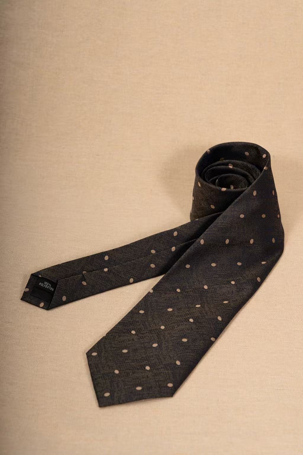 Products: LD-A80 Necktie / Polka dots / Business / Wedding / Versatile