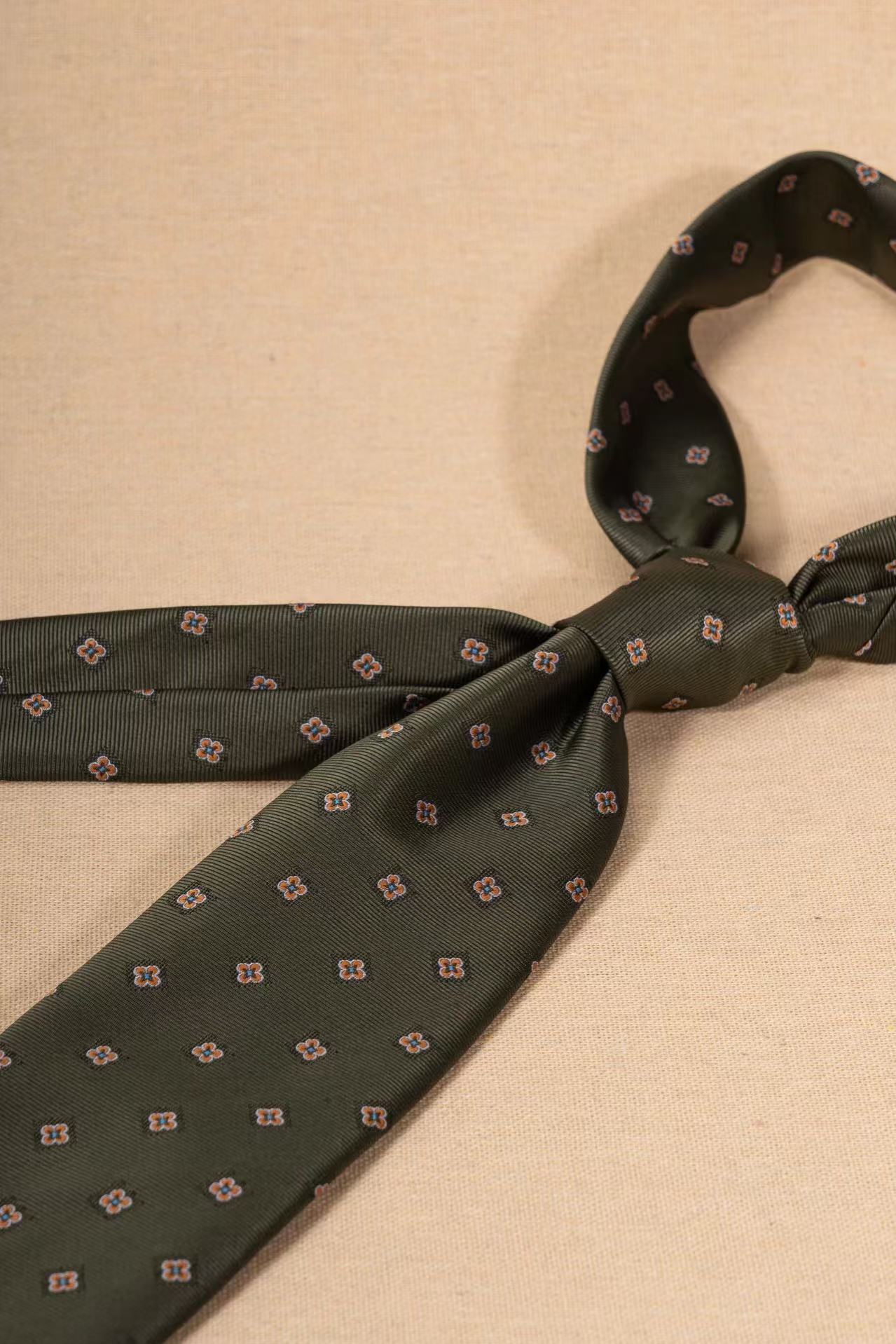 Products: LD-A187 Necktie / Polka dots / Business / Wedding / Versatile