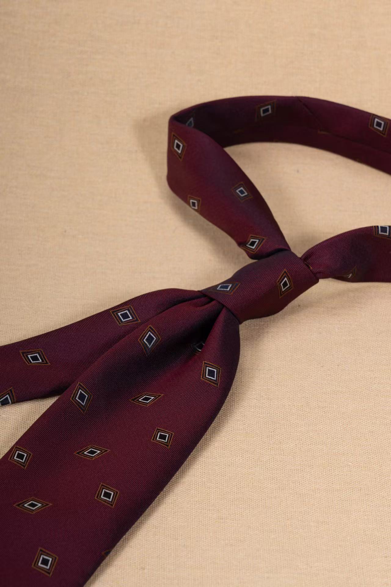 Products: LD-A49 Necktie / Polka dots / Business / Wedding / Versatile
