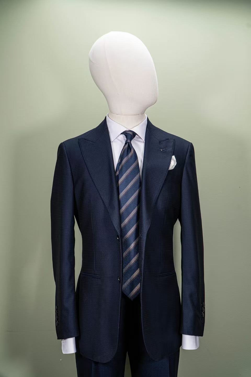 Products: LD-C054 Necktie / Stripes / Business / Wedding / Versatile