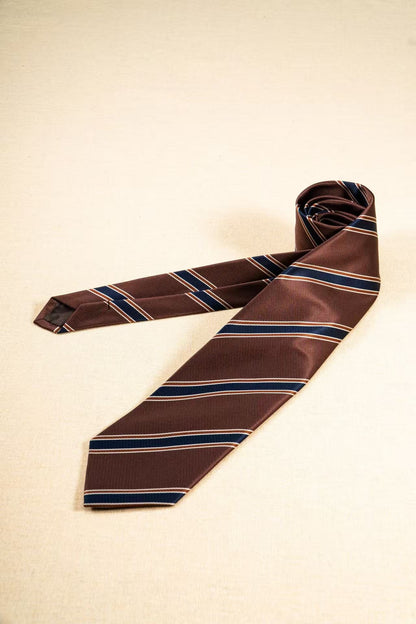 Products: LD-C024 Necktie / Stripes / Business / Wedding / Versatile