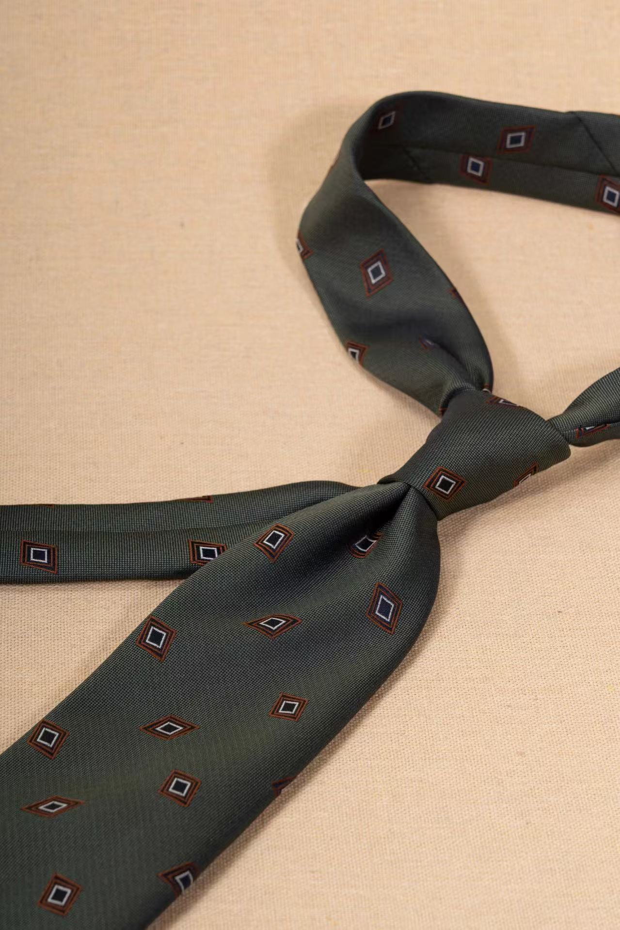 Products: LD-A186 Necktie / Polka dots / Business / Wedding / Versatile