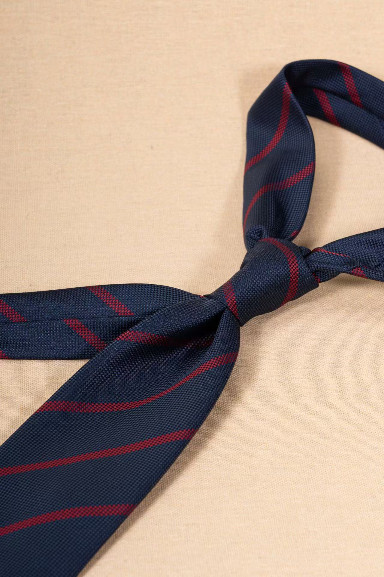 Products: LD-A135 Necktie / Stripes / Business / Wedding / Versatile