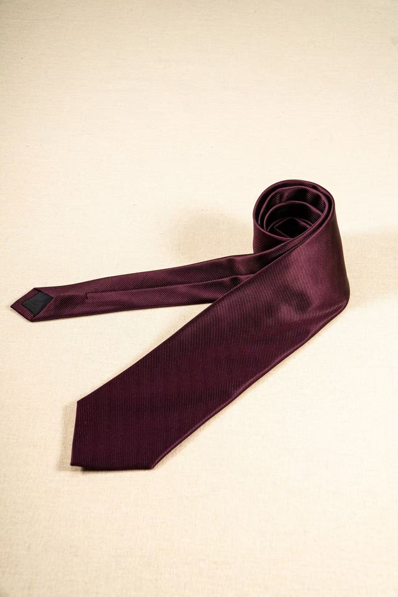 Products: LD-C102  Necktie/Solid Color / Business / Wedding / Versatile