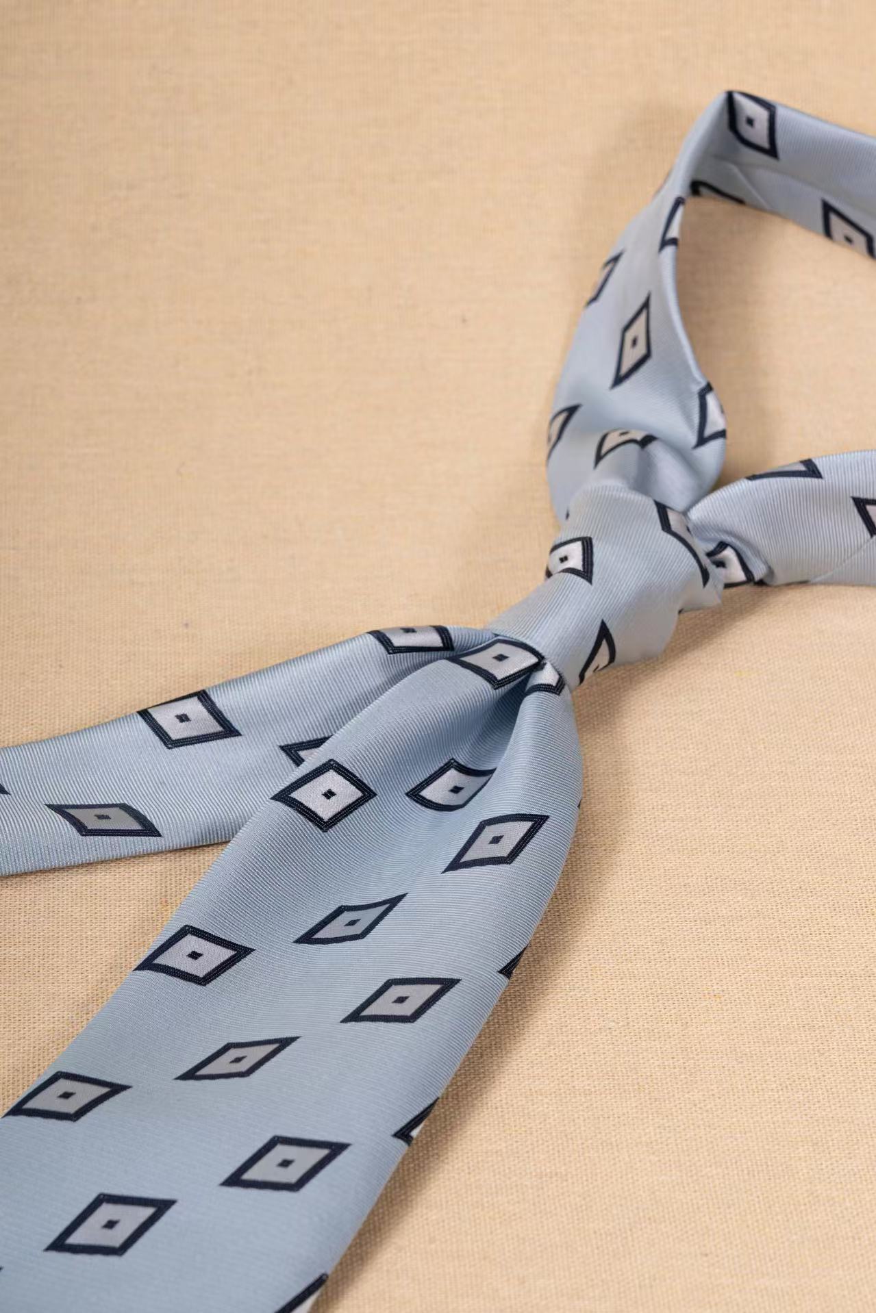 Products: LD-A110 Necktie / Polka dots / Business / Wedding / Versatile
