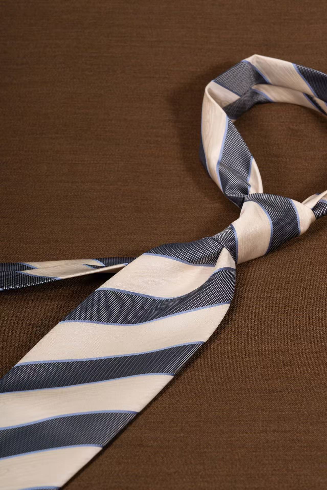 Products: LD-A247 Necktie / Stripes / Business / Wedding / Versatile