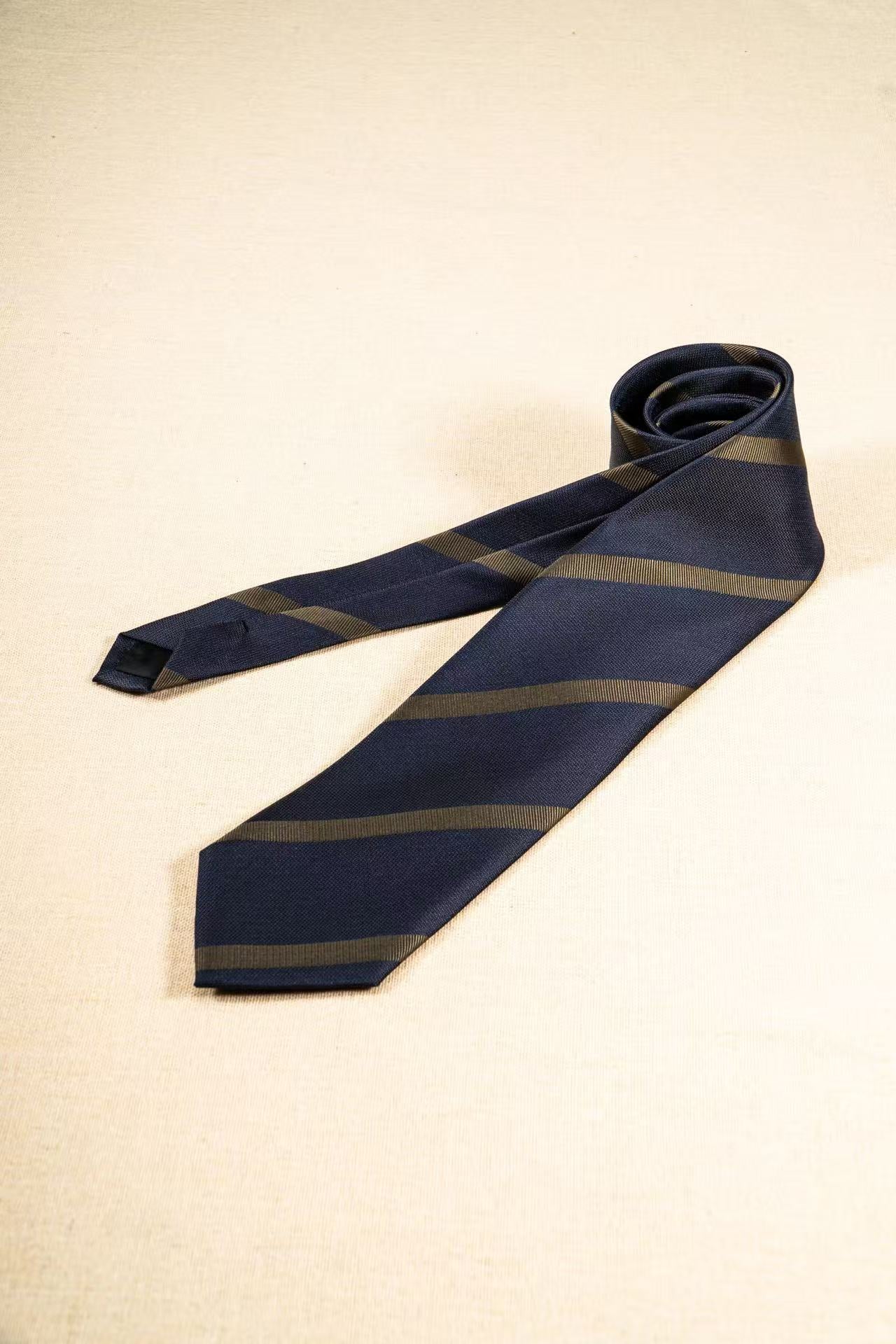 Products: LD-C038 Necktie / Stripes / Business / Wedding / Versatile