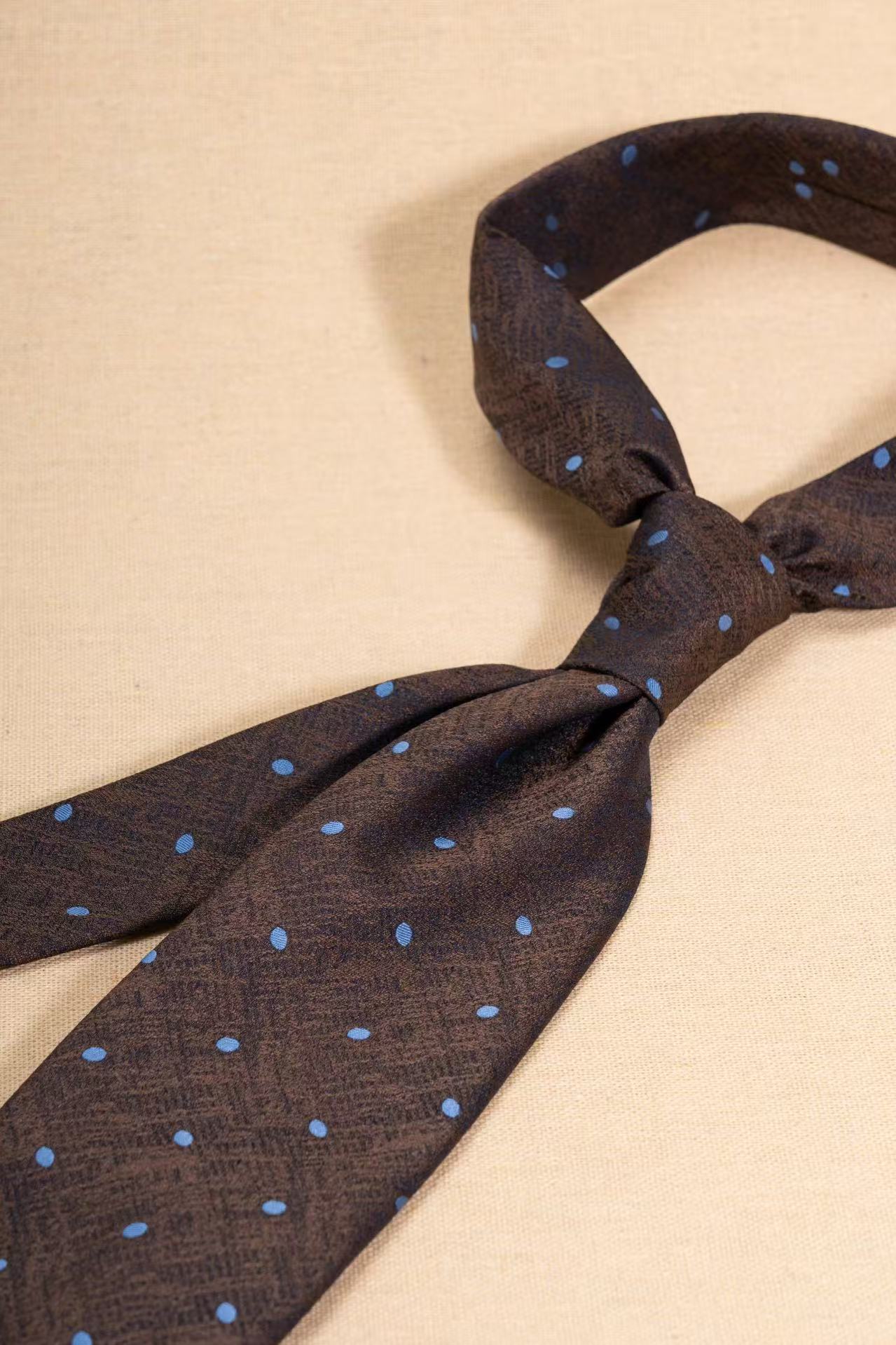 Products: LD-A358 Necktie / Polka dots / Business / Wedding / Versatile
