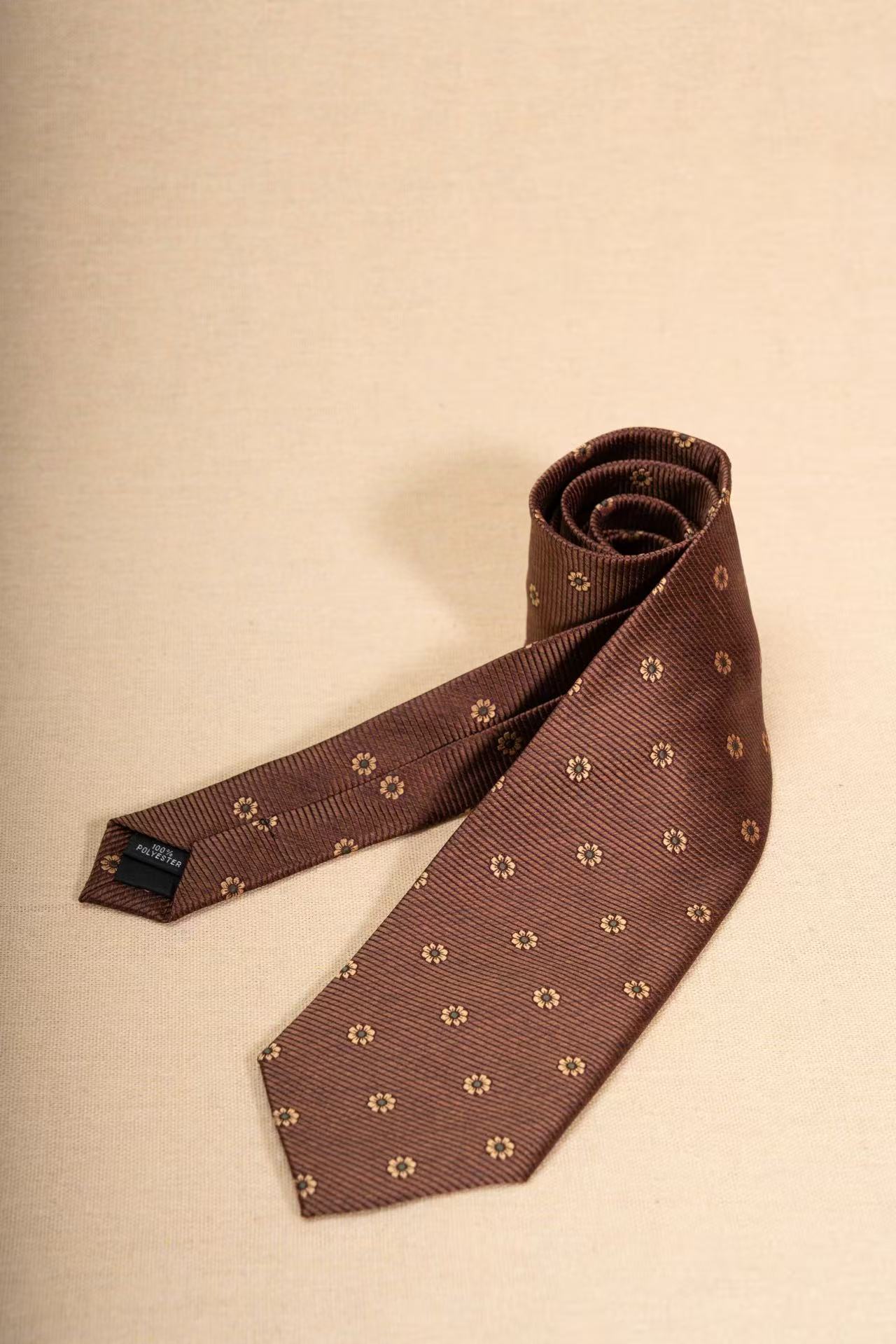 Products: LD-A357 Necktie / Polka dots / Business / Wedding / Versatile