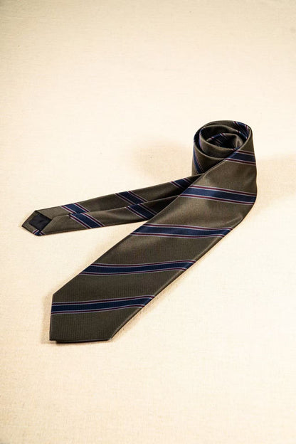 Products: LD-C047 Necktie / Stripes / Business / Wedding / Versatile