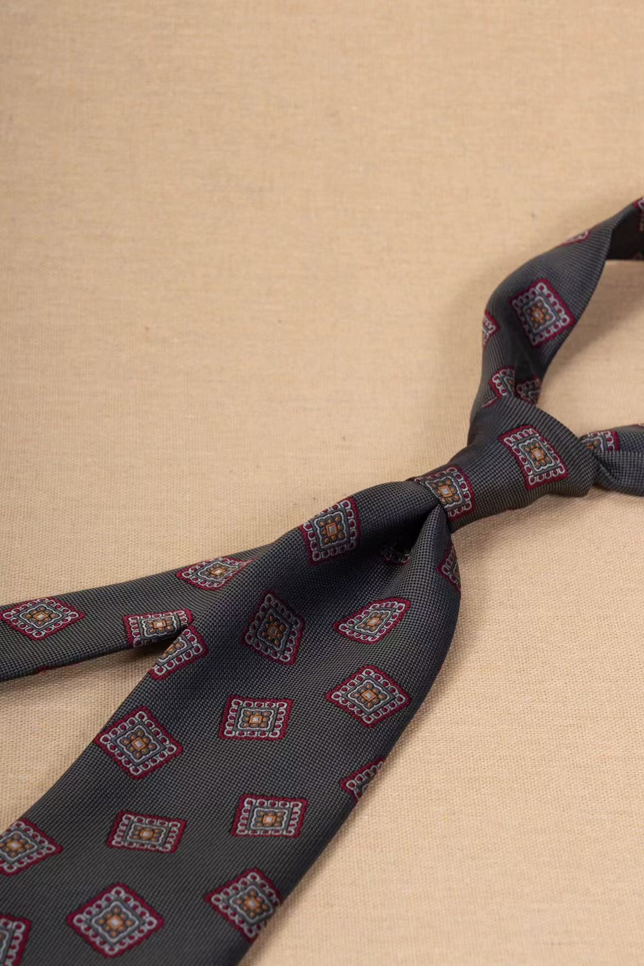 Products: LD-A96 Necktie / Polka dots / Business / Wedding / Versatile