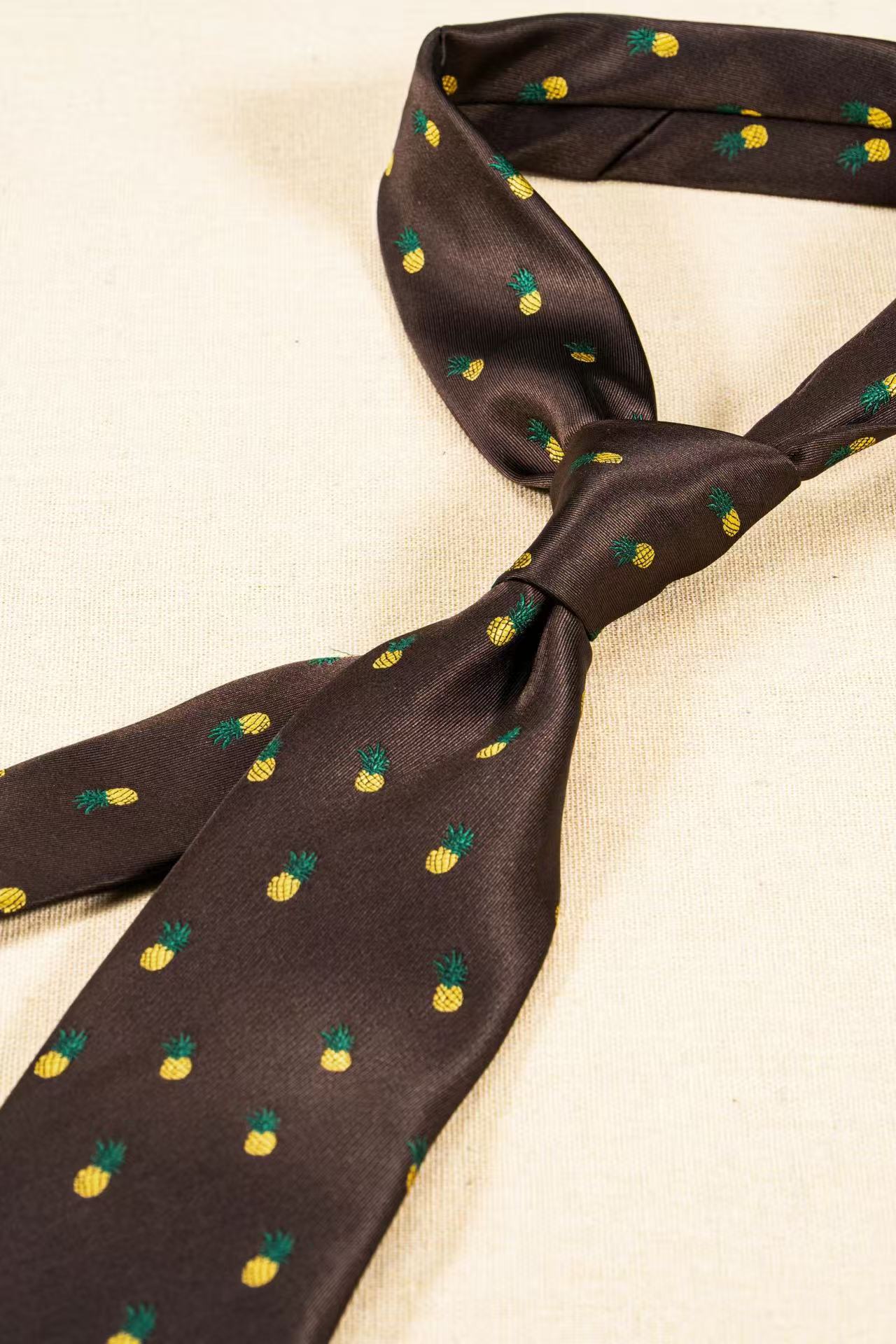 Products: LD-C076 Necktie / Polka dots / Business / Wedding / Versatile