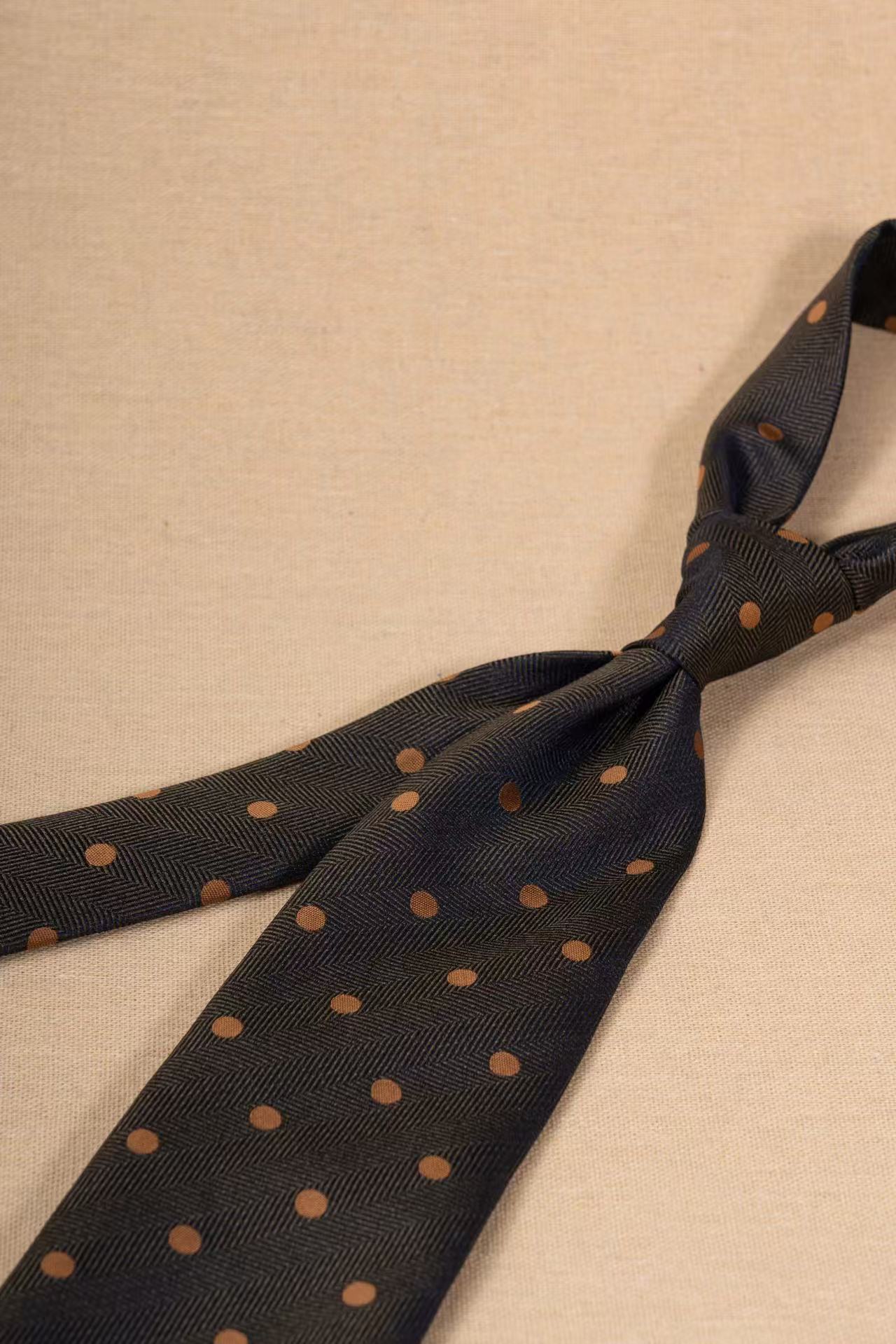 Products: LD-A104 Necktie / Polka dots / Business / Wedding / Versatile