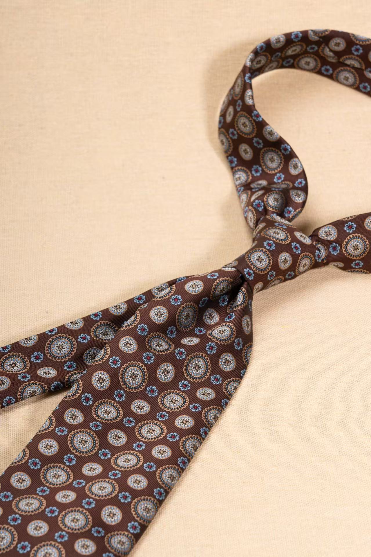 Products: LD-A374 Necktie / Polka dots / Business / Wedding / Versatile